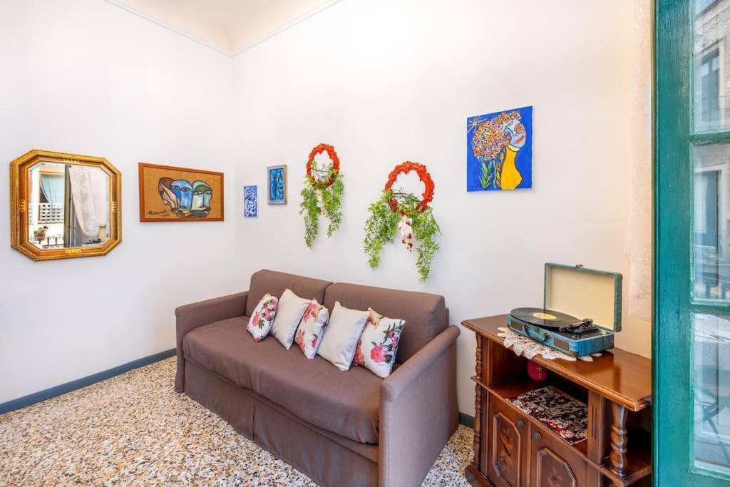 Casa Vacanze Taorminacentre Guest House Buitenkant foto